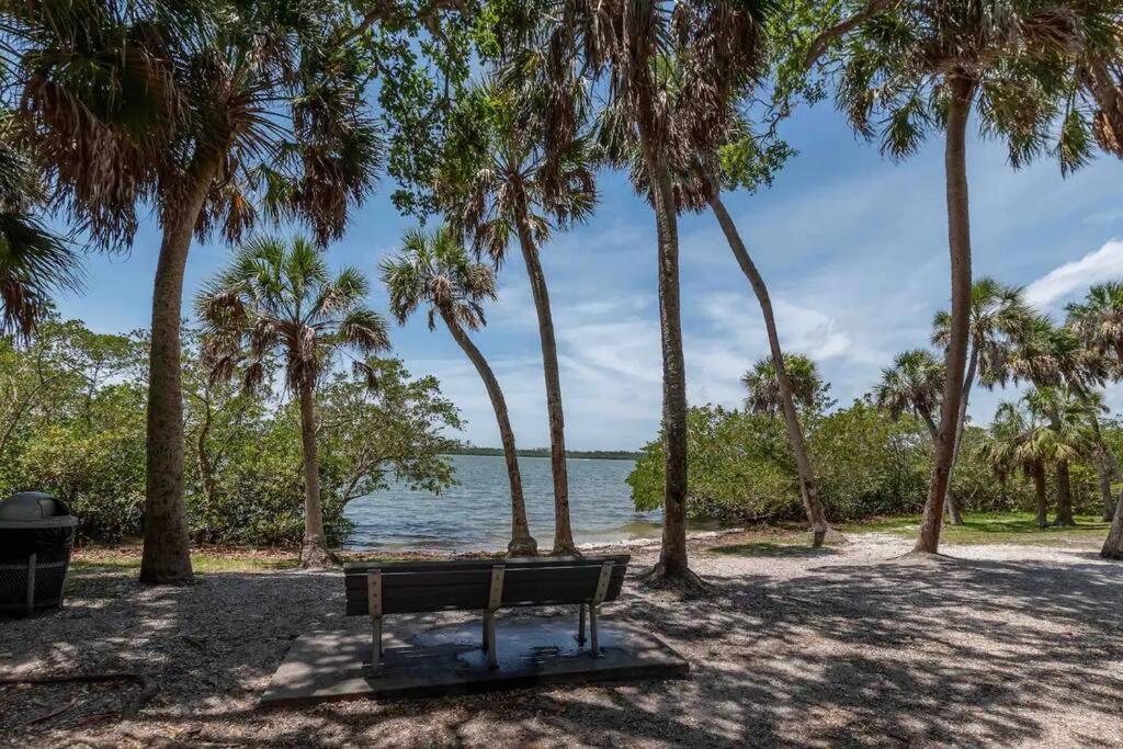Holiday home Private, Family Friendly Home, 10 Min To